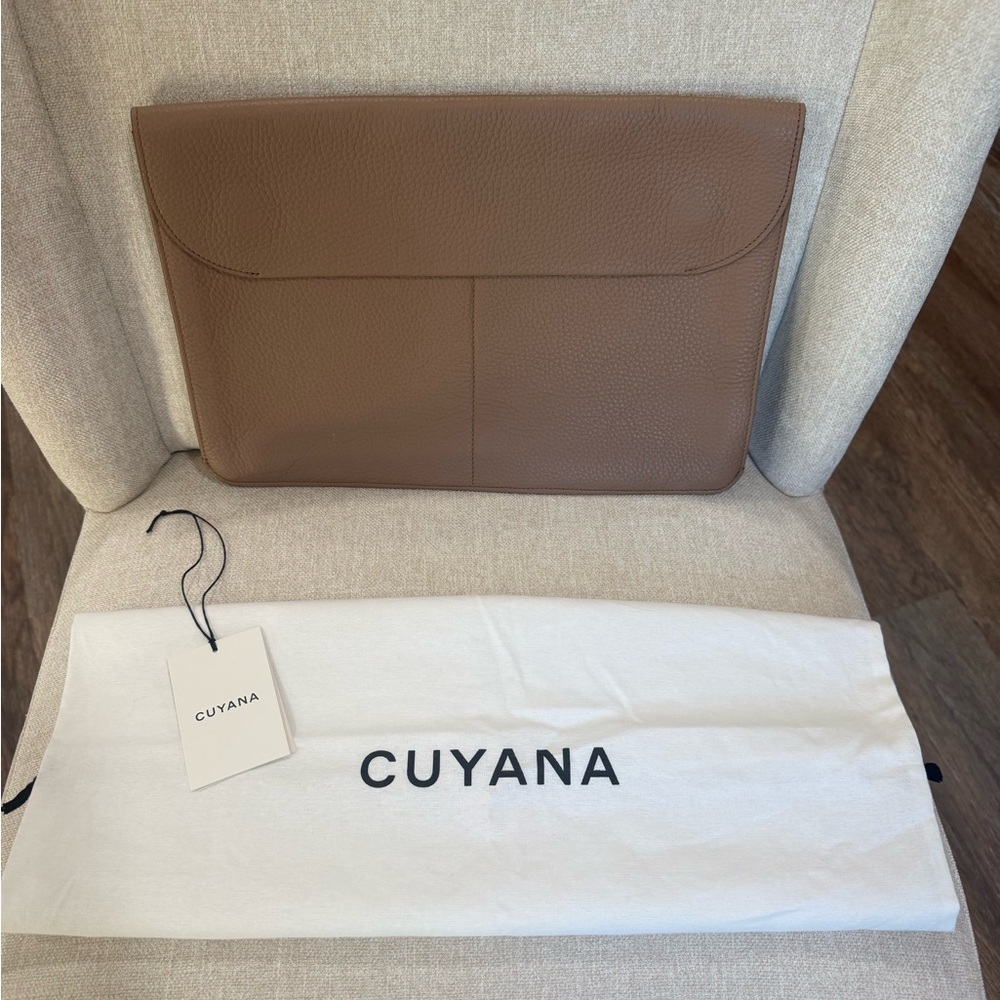 Cuyana Grained Leather Tech Carryall-16 inch